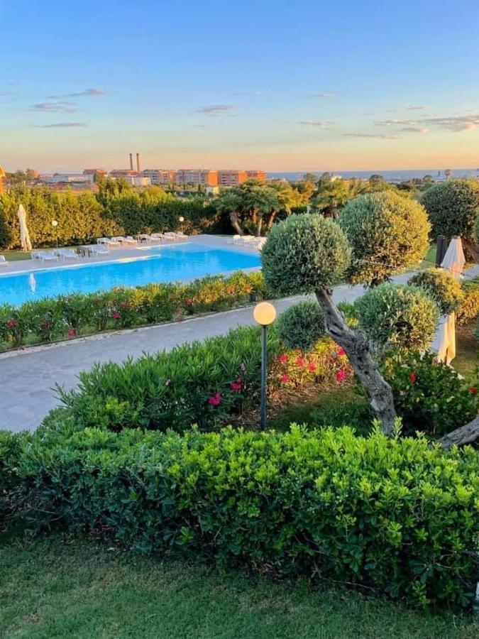 Villalessandra Civitavecchia Luaran gambar
